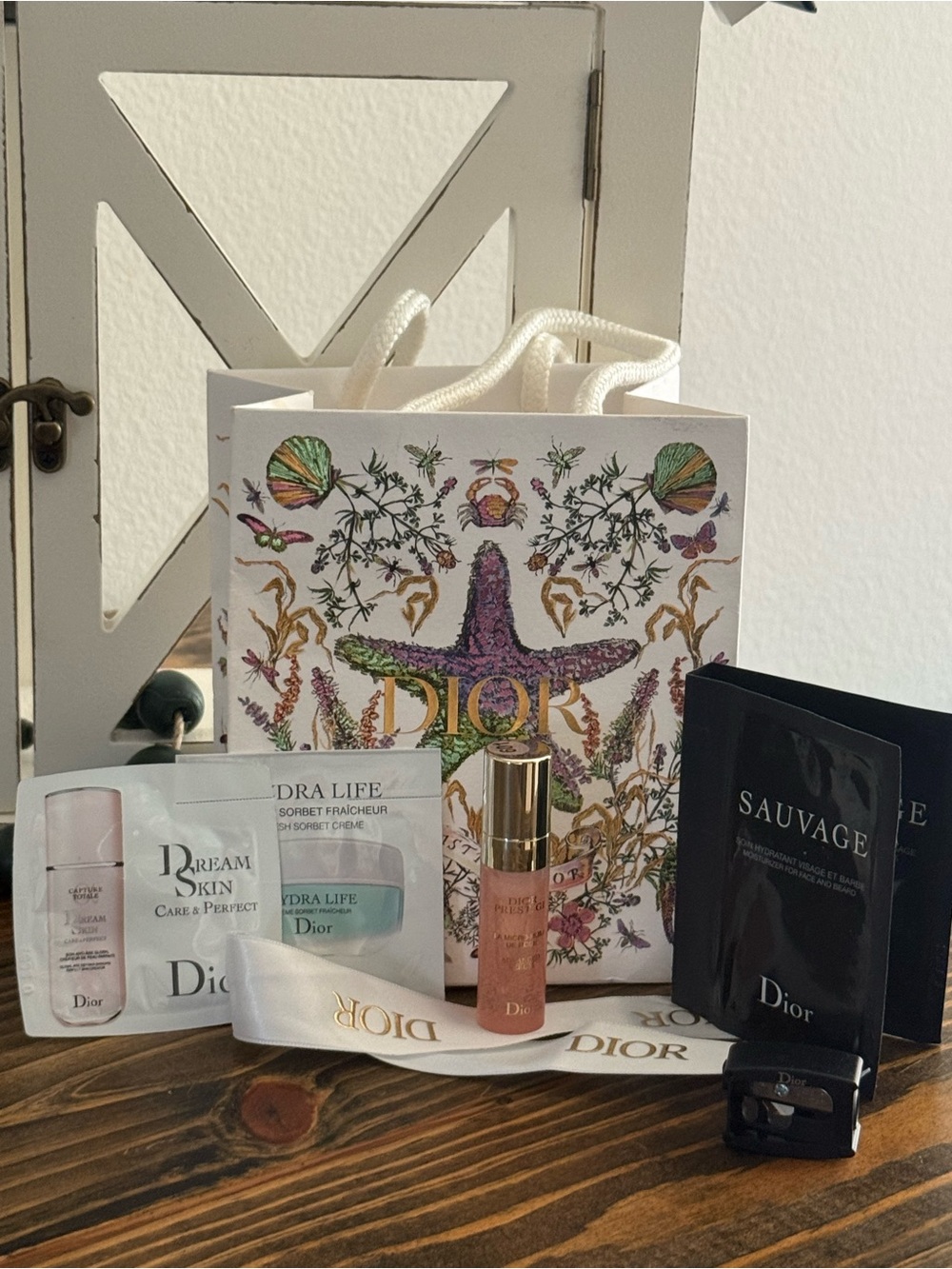 Dior Sample Set w/ Dior sharpener, Gift bag ๐ฉท